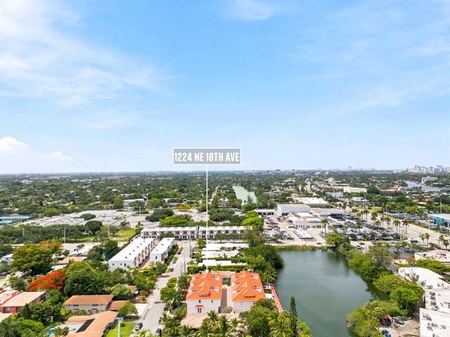 1224 NE 18th Avenue 1, Fort Lauderdale, FL 33304