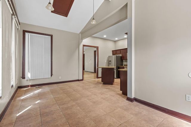 3021 Park Avenue S, Minneapolis, MN 55407