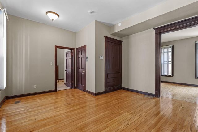 3021 Park Avenue S, Minneapolis, MN 55407