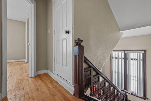 3021 Park Avenue S, Minneapolis, MN 55407