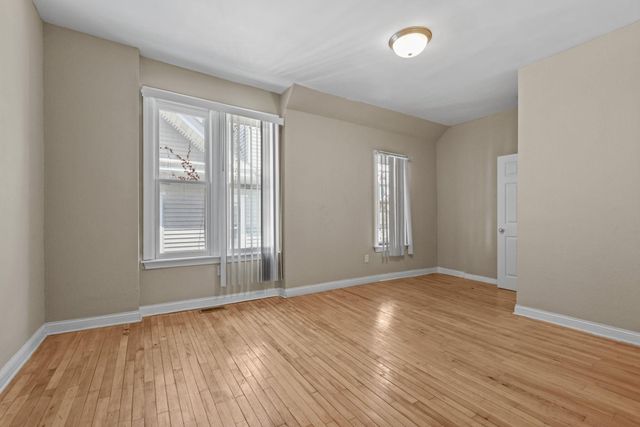 3021 Park Avenue S, Minneapolis, MN 55407