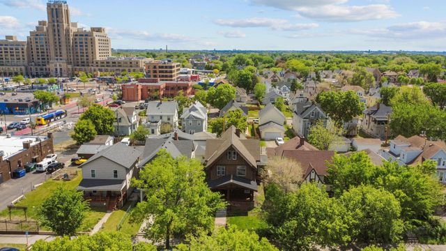 3021 Park Avenue S, Minneapolis, MN 55407