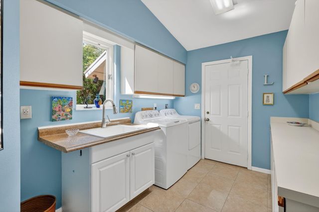 6151 SE Winged Foot Drive, Stuart, FL 34997