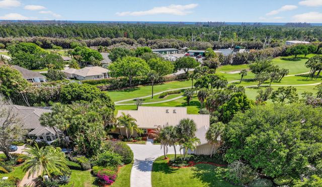 6151 SE Winged Foot Drive, Stuart, FL 34997