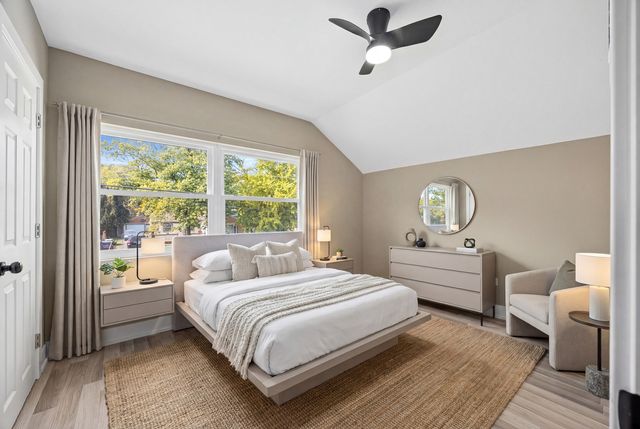 209 N Hunter Street, Thornton, IL 60476