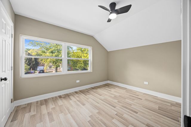 209 N Hunter Street, Thornton, IL 60476