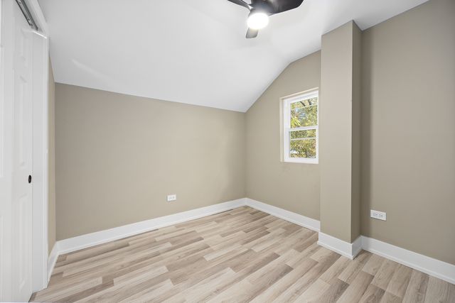 209 N Hunter Street, Thornton, IL 60476