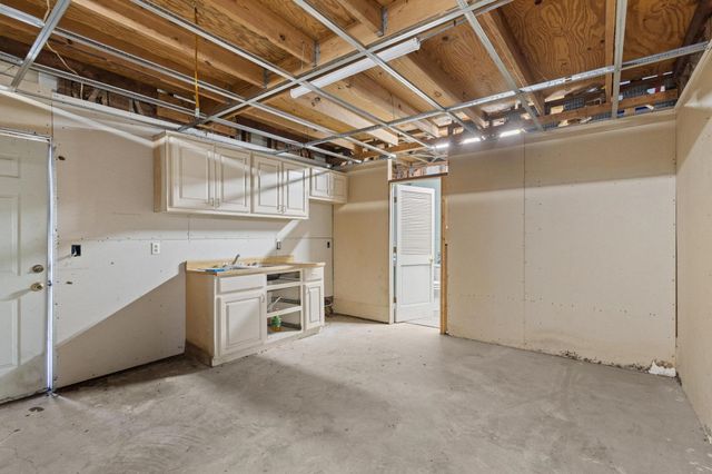 1111 County Road 243, Collinsville, TX 76233