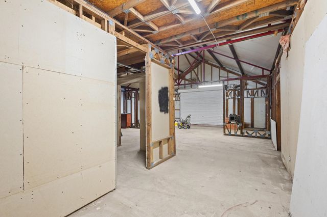 1111 County Road 243, Collinsville, TX 76233