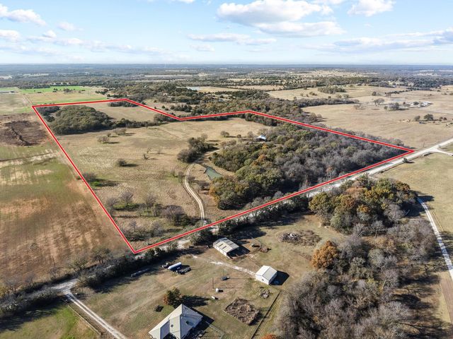 1111 County Road 243, Collinsville, TX 76233