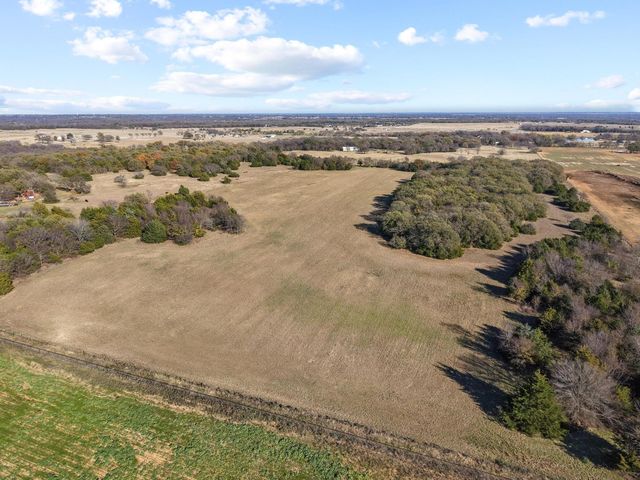 1111 County Road 243, Collinsville, TX 76233