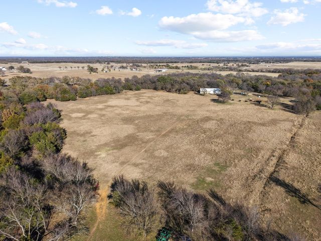 1111 County Road 243, Collinsville, TX 76233