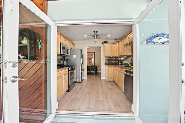 2250 NW 81st Ave, Sunrise, FL 33322