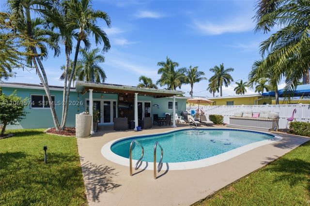 2250 NW 81st Ave, Sunrise, FL 33322