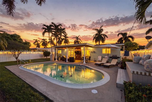 2250 NW 81st Ave, Sunrise, FL 33322