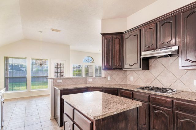 1230 Riverchase Drive, Richmond, TX 77469