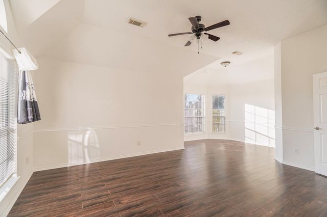 1230 Riverchase Drive, Richmond, TX 77469