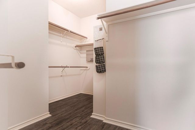 1230 Riverchase Drive, Richmond, TX 77469