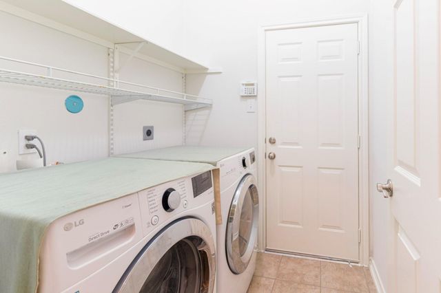 1230 Riverchase Drive, Richmond, TX 77469