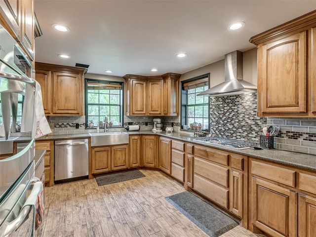 8801 Hartman Road, Noble, OK 73068