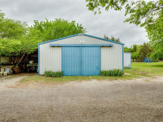 8801 Hartman Road, Noble, OK 73068