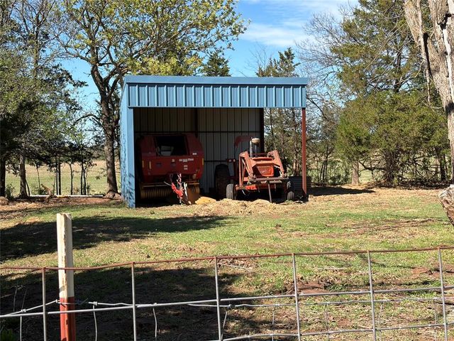 8801 Hartman Road, Noble, OK 73068