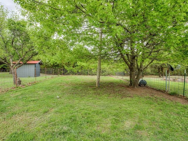 8801 Hartman Road, Noble, OK 73068
