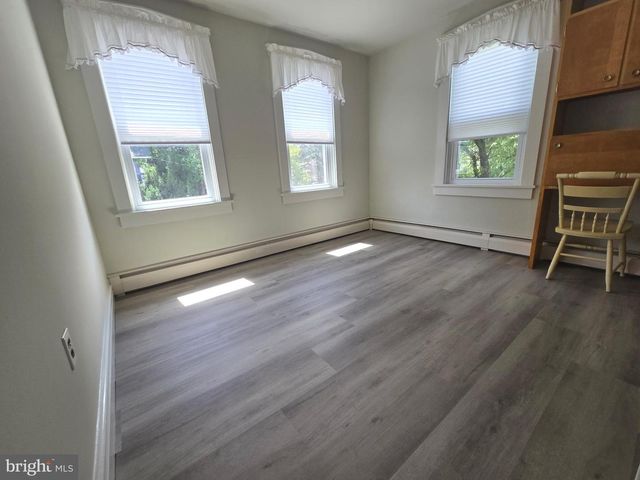 6327 LEMON ST, East Petersburg, PA 17520