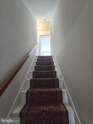 6327 LEMON ST, East Petersburg, PA 17520