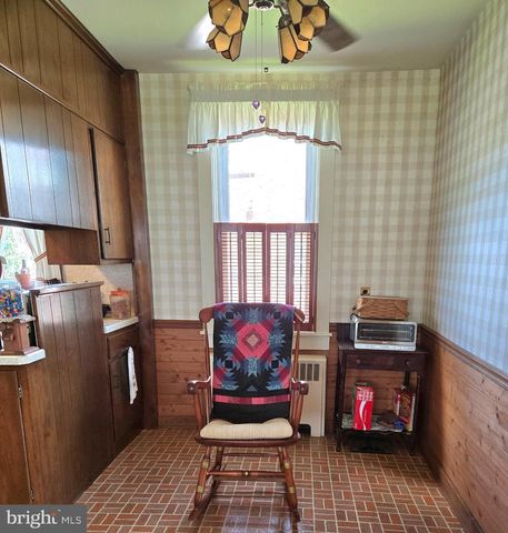 6327 LEMON ST, East Petersburg, PA 17520