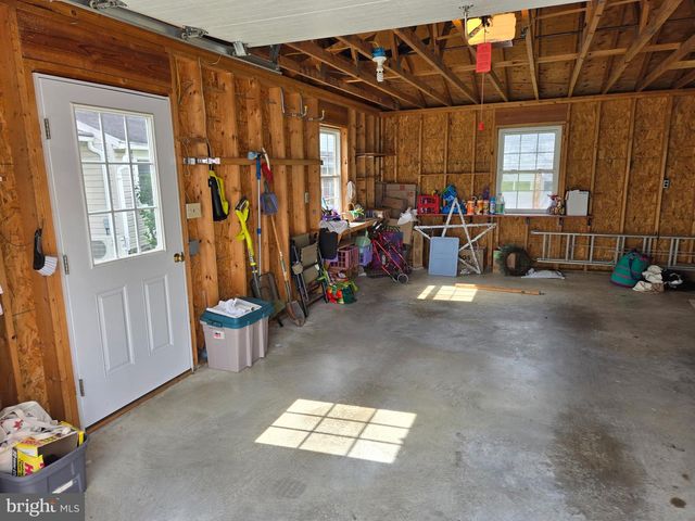 6327 LEMON ST, East Petersburg, PA 17520
