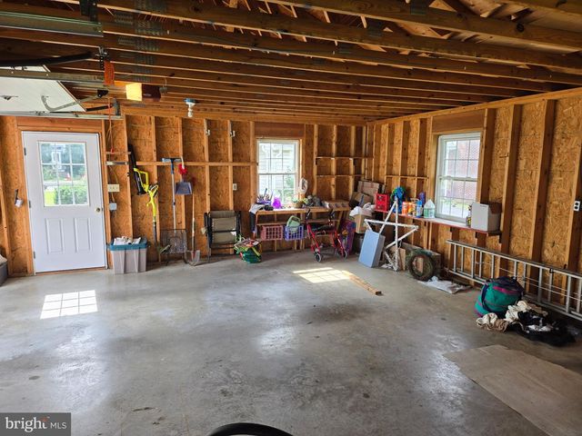 6327 LEMON ST, East Petersburg, PA 17520