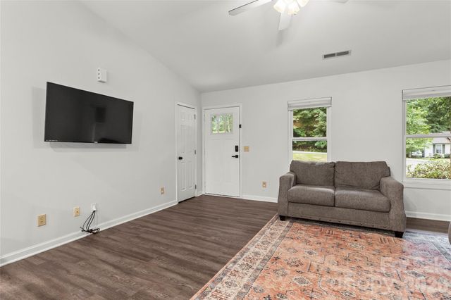 132 Lismark Drive, Mooresville, NC 28117