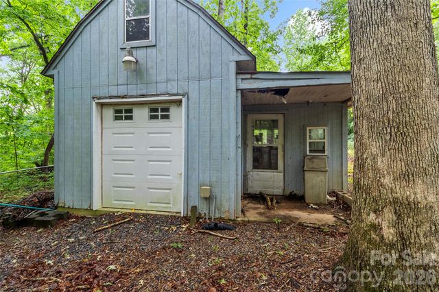 132 Lismark Drive, Mooresville, NC 28117