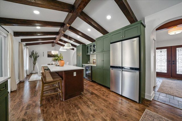 9212 Greenwood Avenue, Munster, IN 46321