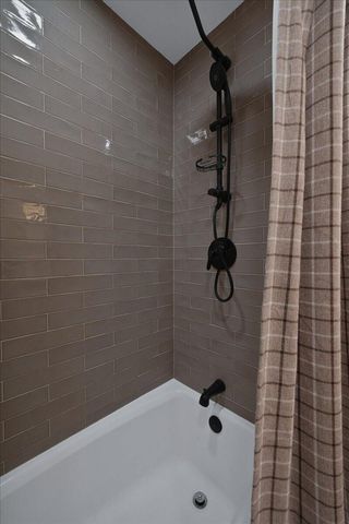 9212 Greenwood Avenue, Munster, IN 46321