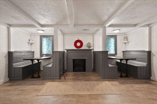 9212 Greenwood Avenue, Munster, IN 46321