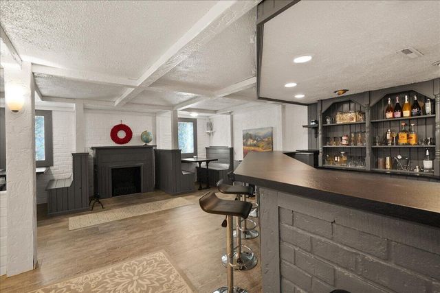 9212 Greenwood Avenue, Munster, IN 46321