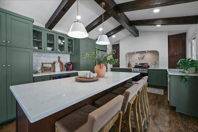 9212 Greenwood Avenue, Munster, IN 46321