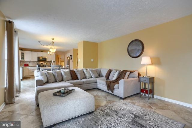 902 MINGLEWOOD LN, Joppa, MD 21085