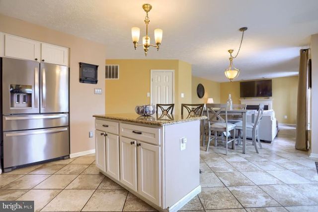 902 MINGLEWOOD LN, Joppa, MD 21085