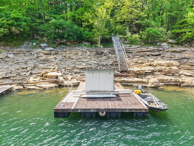 715 George Hardwick Drive, Bronston, KY 42518