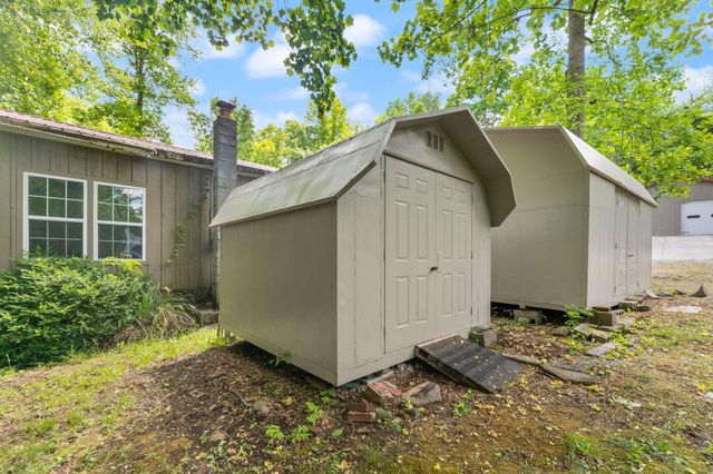 715 George Hardwick Drive, Bronston, KY 42518