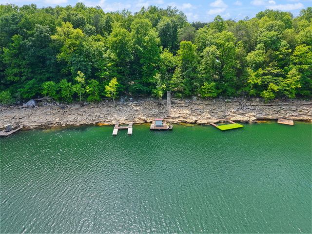 715 George Hardwick Drive, Bronston, KY 42518