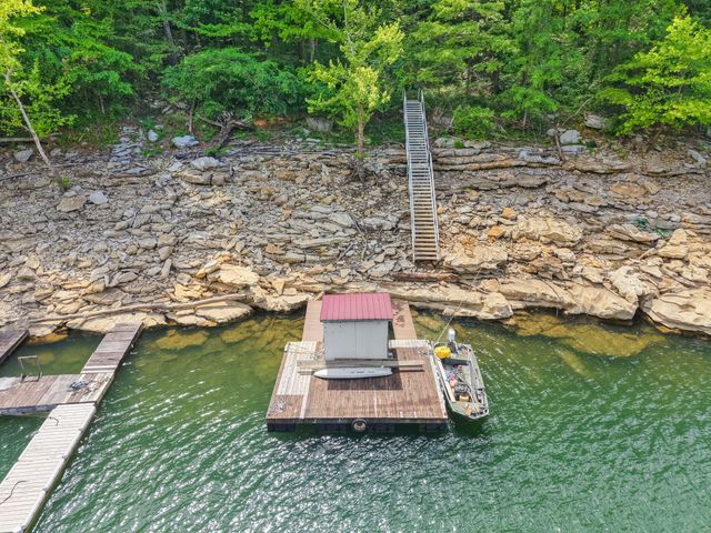 715 George Hardwick Drive, Bronston, KY 42518