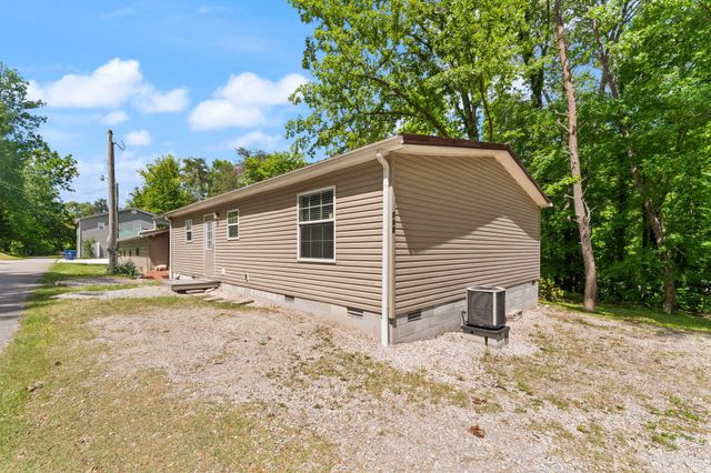 715 George Hardwick Drive, Bronston, KY 42518