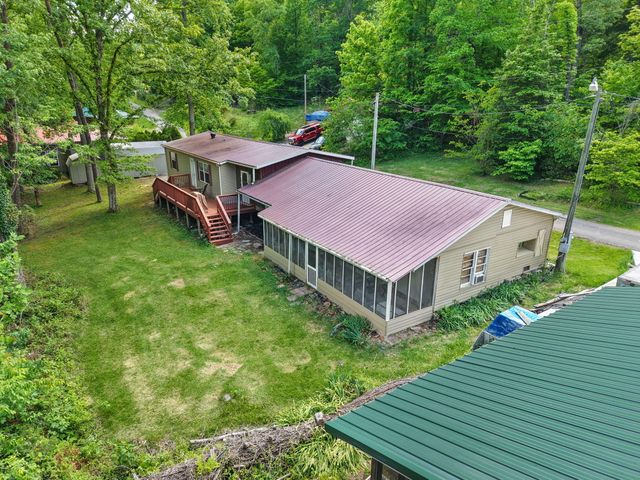 715 George Hardwick Drive, Bronston, KY 42518