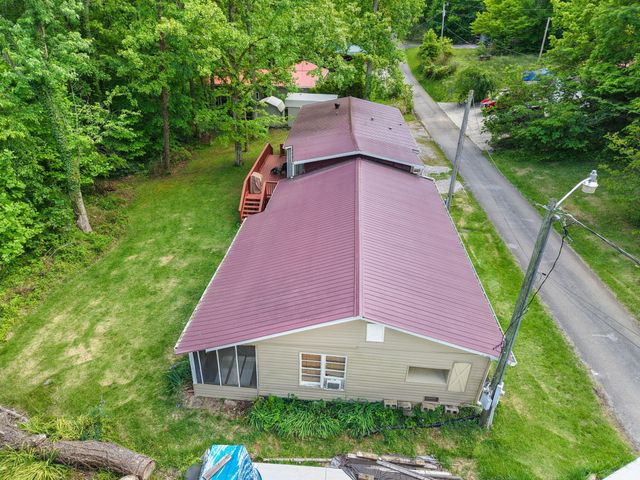 715 George Hardwick Drive, Bronston, KY 42518