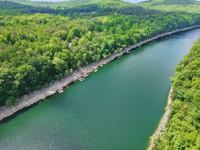 715 George Hardwick Drive, Bronston, KY 42518