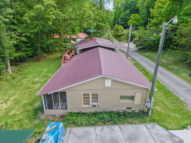 715 George Hardwick Drive, Bronston, KY 42518